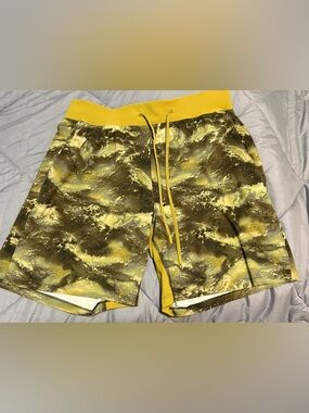 lululemon Mens T.H.E. Lineless Shorts